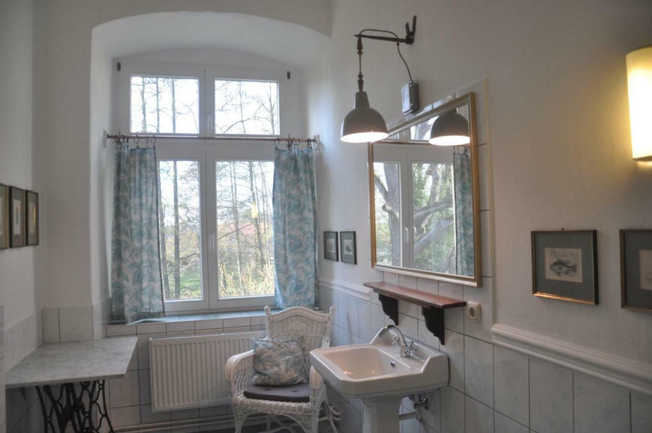 Apartment Fuer 4 Personen Im Schloss Neuhausen Berge  外观 照片